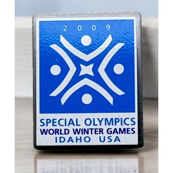 2009 Idaho Special Olympics Pin World Winter Games Silver Tone Blue White - Picture 1 of 6